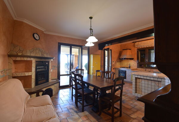 La Villa di Giusy: Autumn, Kitchen, Spring, Summer