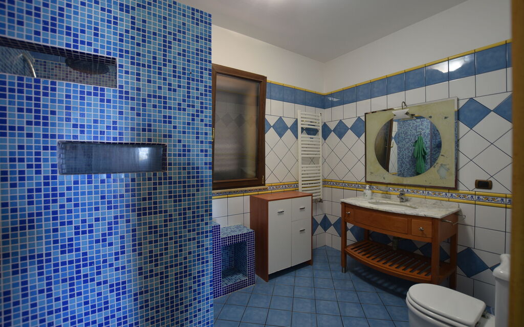 La Villa di Giusy: Autumn, Bathroom, Spring, Summer