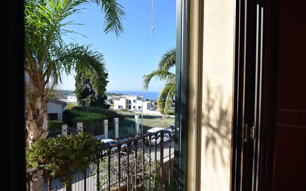 La Villa di Giusy: Autumn, Balcony / Terrace / Patio, Scenic View, Spring, Summer