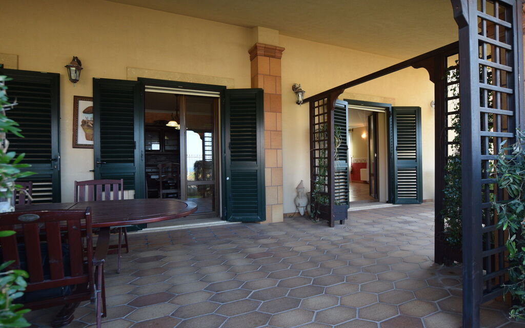 La Villa di Giusy: Autumn, Balcony / Terrace / Patio, Garden, Spring, Summer