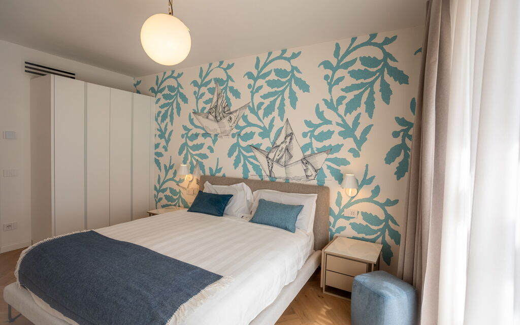 Porto di Luce Luxury, Jacuzzi and Seaview: Autunno, Camera da letto, Estate, Primavera
