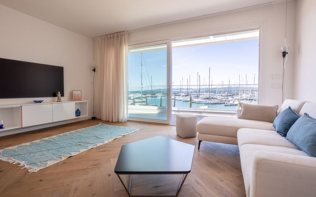 Porto di Luce Luxury, Jacuzzi and Seaview: Autunno, Balcone / Terrazza / Patio, Estate, Primavera, Soggiorno