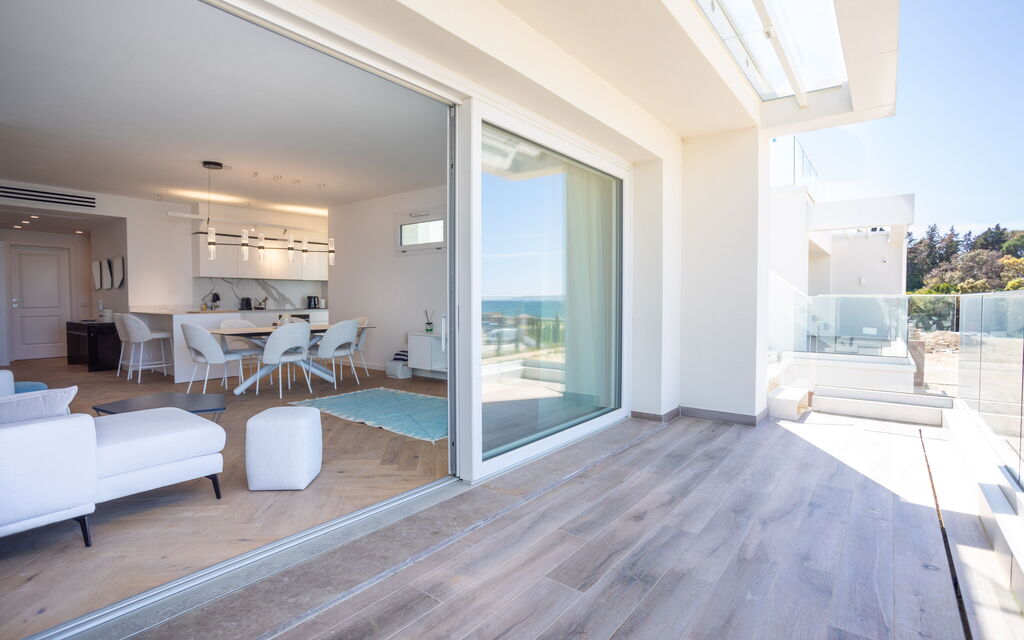 Porto di Luce Luxury, Jacuzzi and Seaview: Autunno, Balcone / Terrazza / Patio, Estate, Primavera, Soggiorno
