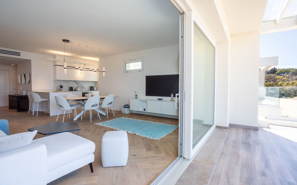 Porto di Luce Luxury, Jacuzzi and Seaview: Autunno, Cucina, Estate, Primavera, Soggiorno