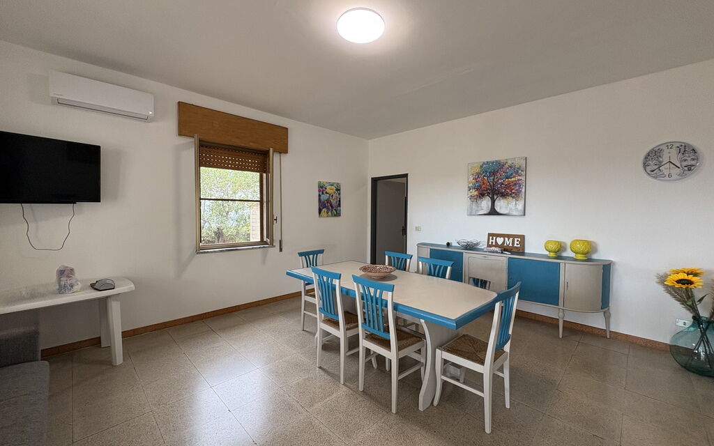 Casale Nardi: Autunno, Estate, Sala da pranzo, Soggiorno