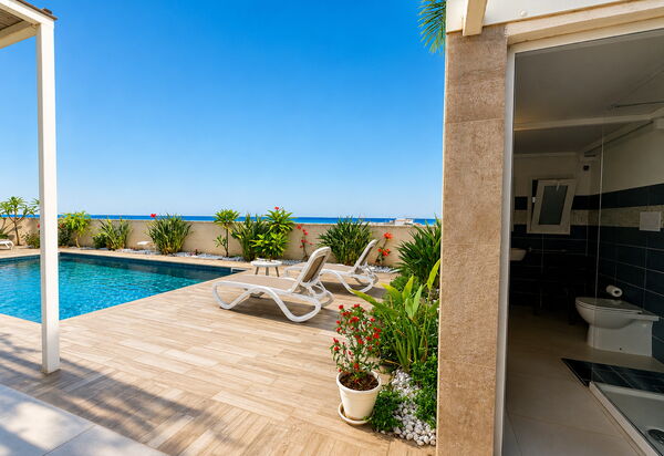A Casa di Gio: Autumn, Bathroom, Pool, Spring, Summer
