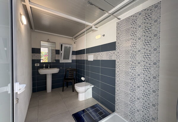 A Casa di Gio: Autumn, Bathroom, Spring, Summer