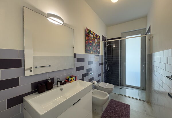 A Casa di Gio: Autumn, Bathroom, Spring, Summer