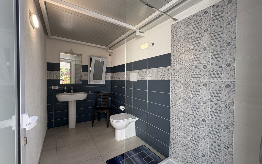 A Casa di Gio: Autumn, Bathroom, Spring, Summer
