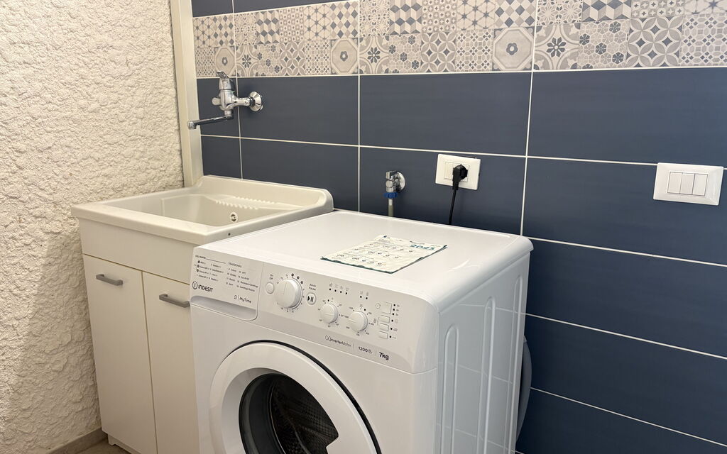 A Casa di Gio: Autumn, Bathroom, Spring, Summer