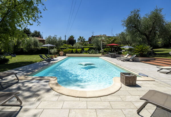 Villa El Perlè, Padenghe sul Garda: Autunno, Estate, Piscina, Primavera