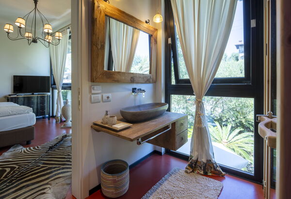Villa El Perlè, Padenghe sul Garda: Autunno, Bagno, Estate, Primavera
