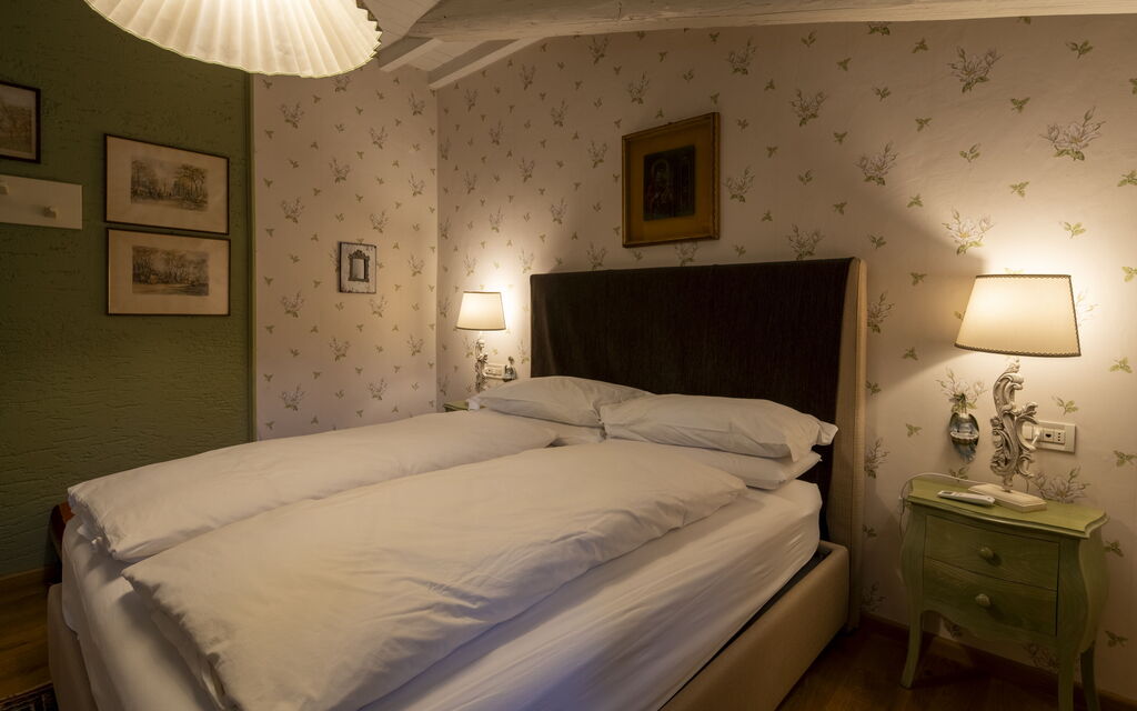 Villa El Perlè, Padenghe sul Garda: Autunno, Camera da letto, Estate, Primavera