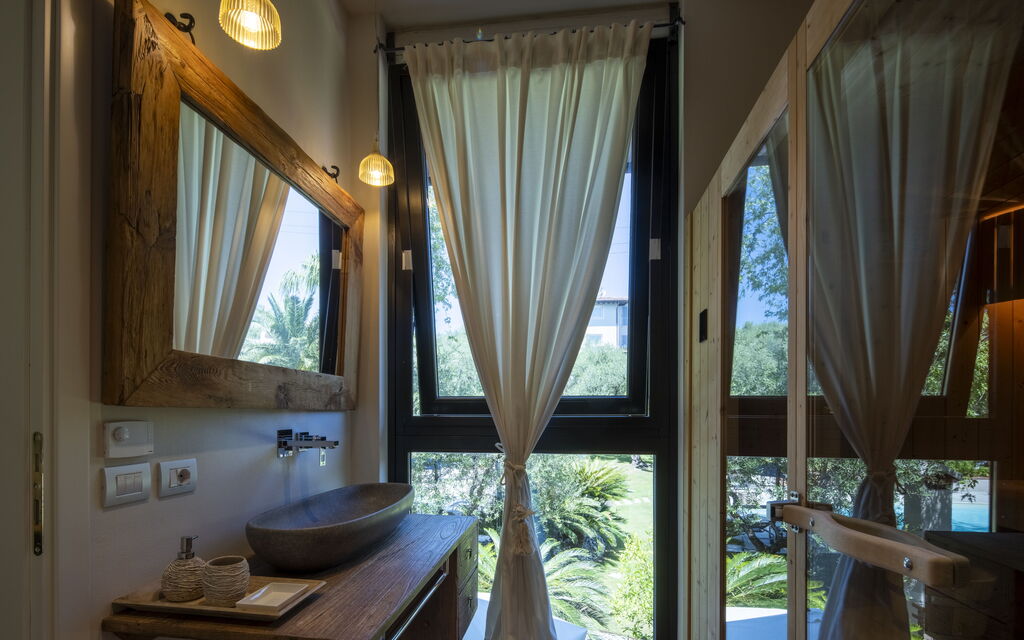 Villa El Perlè, Padenghe sul Garda: Autunno, Bagno, Estate, Primavera