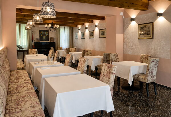 Villa Mirandola: Autumn, Dining Room, Spring, Summer