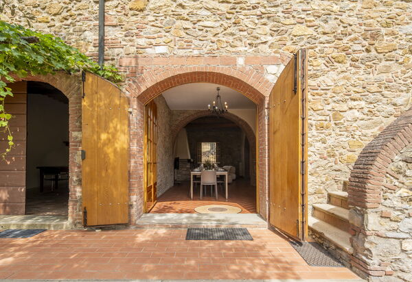 Casale delle Lupe, Campiglia Marittima: Autunno, Estate, Primavera