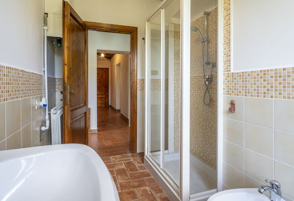 Casale delle Lupe, Campiglia Marittima: Autunno, Bagno, Estate, Primavera