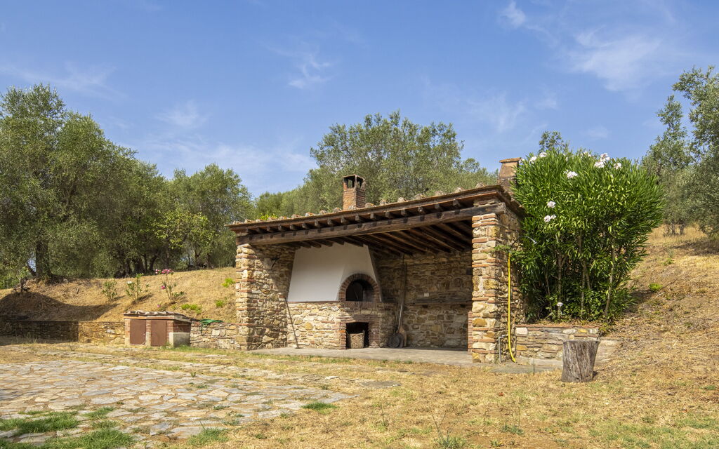 Casale delle Lupe, Campiglia Marittima: Autumn, Garden, Spring, Summer