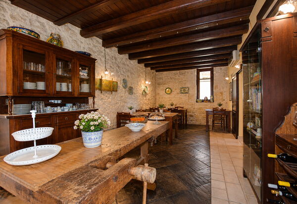 La Muraglia: Autunno, Estate, Primavera, Sala da pranzo