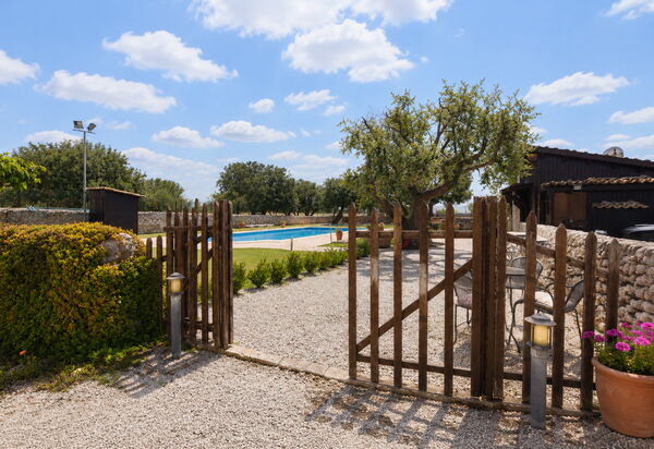 La Muraglia: Autumn, Pool, Spring, Summer