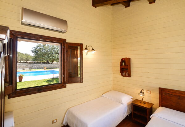 La Muraglia: Autumn, Bedroom, Spring, Summer