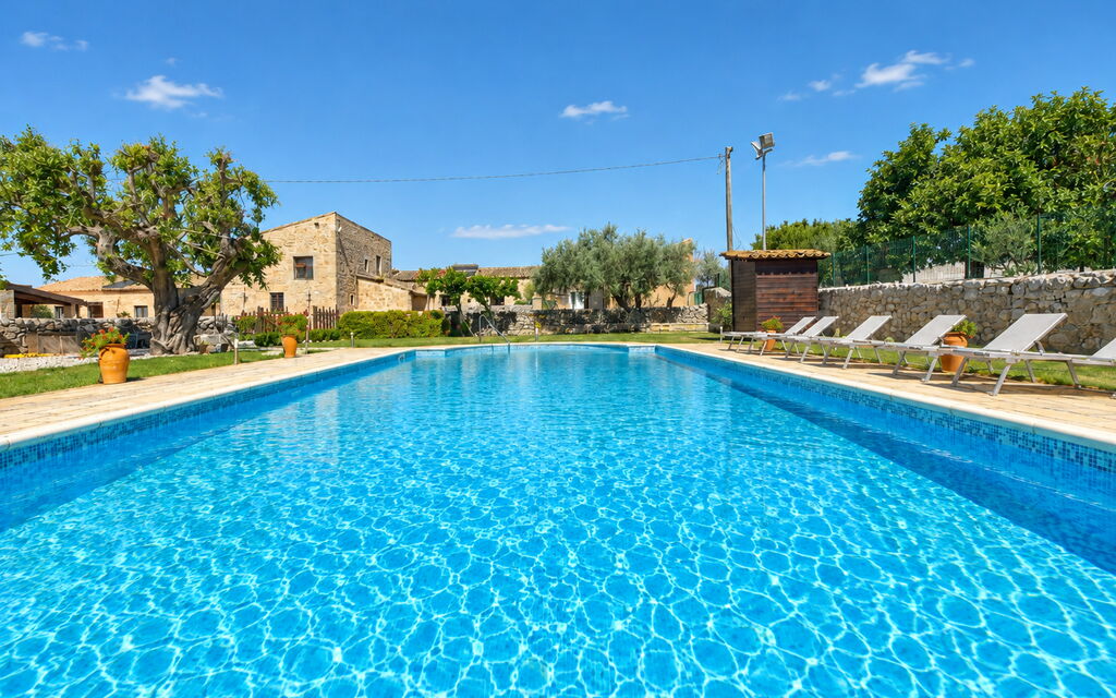 La Muraglia: Autunno, Estate, Piscina, Primavera
