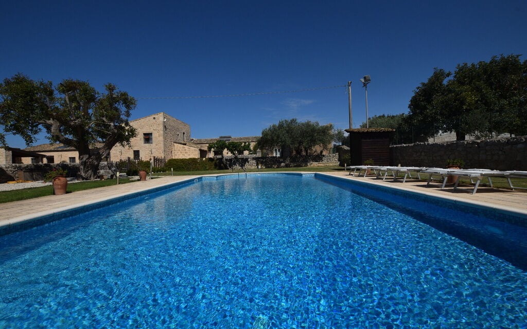 La Muraglia: Autunno, Estate, Giardino, Piscina, Primavera
