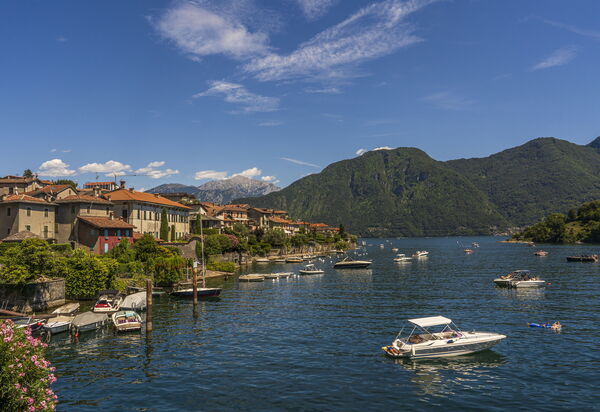 Next Comacina, Lago di Como with Garage: Autumn, Spring, Summer