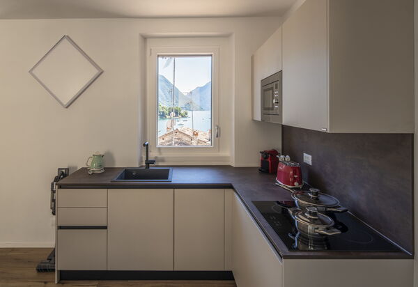 Next Comacina, Lago di Como with Garage: Autumn, Kitchen, Living Room, Spring, Summer