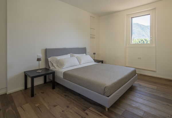 Next Comacina, Lago di Como with Garage: Autumn, Bedroom, Spring, Summer