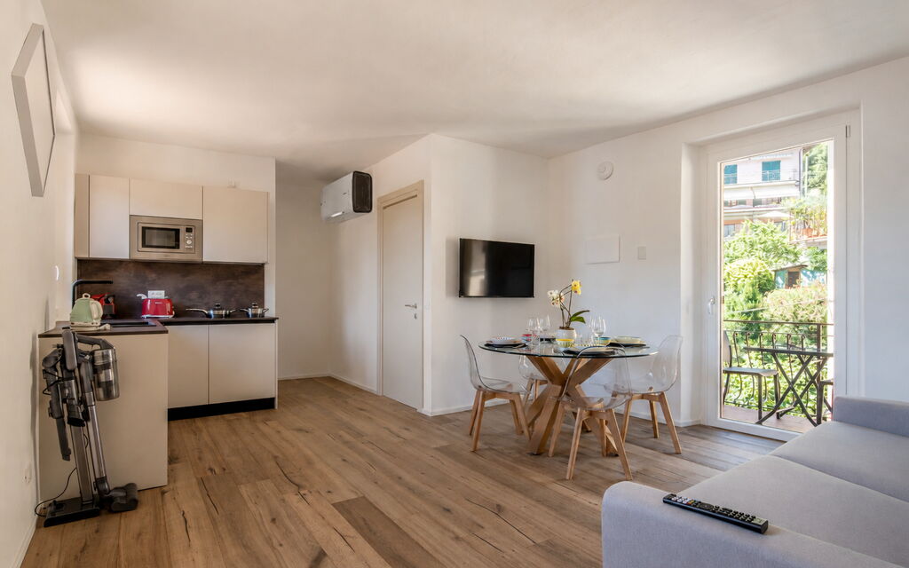 Next Comacina, Lago di Como with Garage: Autumn, Living Room, Spring, Summer