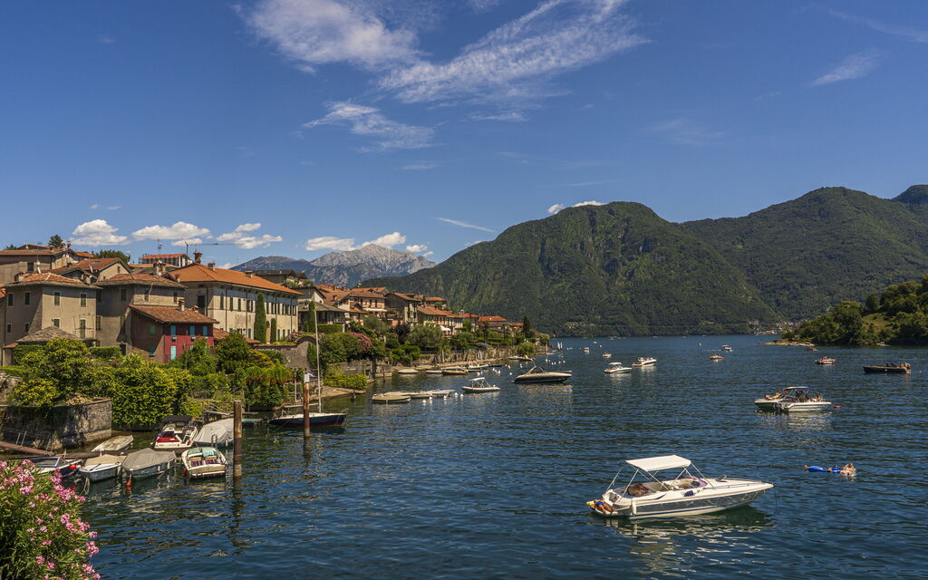 Next Comacina, Lago di Como with Garage: Autumn, Spring, Summer