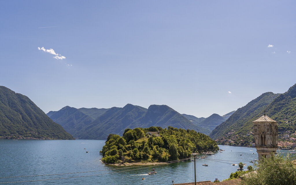 Next Comacina, Lago di Como with Garage: Autumn, Spring, Summer