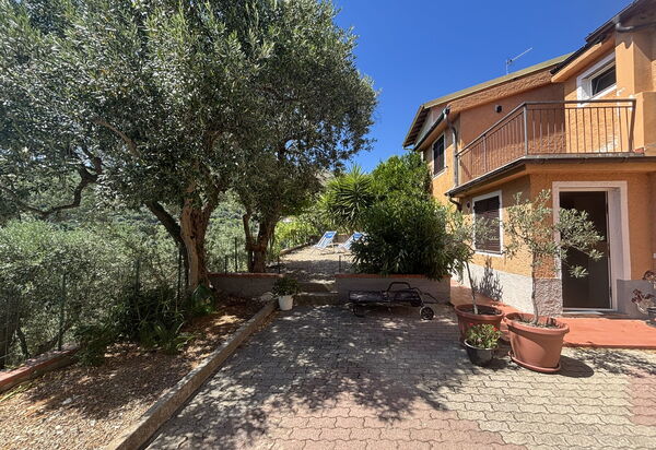Il Fienile, Garden and Peacefull View: Autunno, Estate, Giardino, Primavera