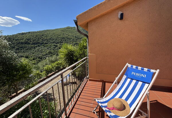 Il Fienile, Garden and Peacefull View: Autunno, Balcone / Terrazza / Patio, Estate, Primavera