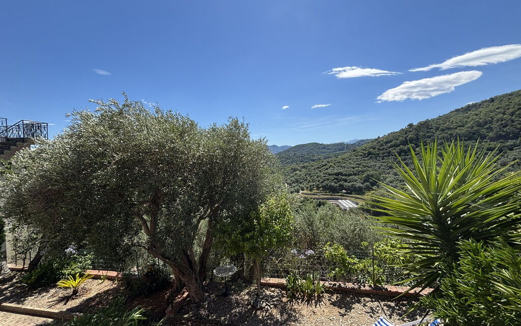 Il Fienile, Garden and Peacefull View: Autumn, Garden, Spring, Summer