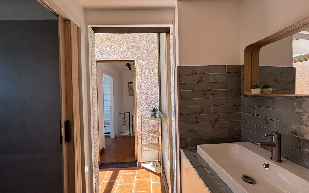 Il Fienile, Garden and Peacefull View: Autumn, Bathroom, Spring, Summer