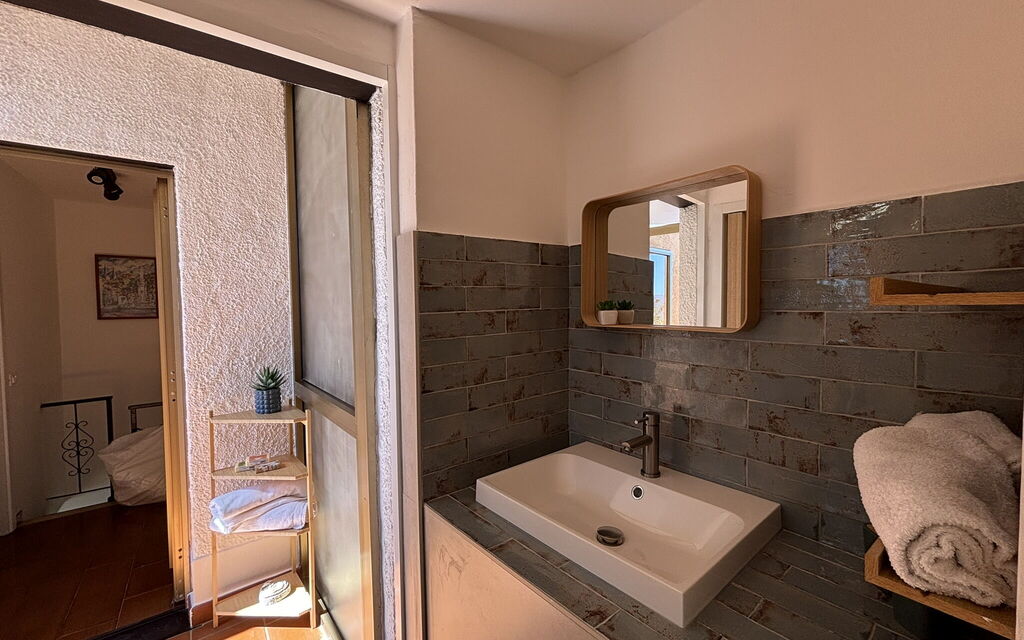 Il Fienile, Garden and Peacefull View: Autumn, Bathroom, Spring, Summer