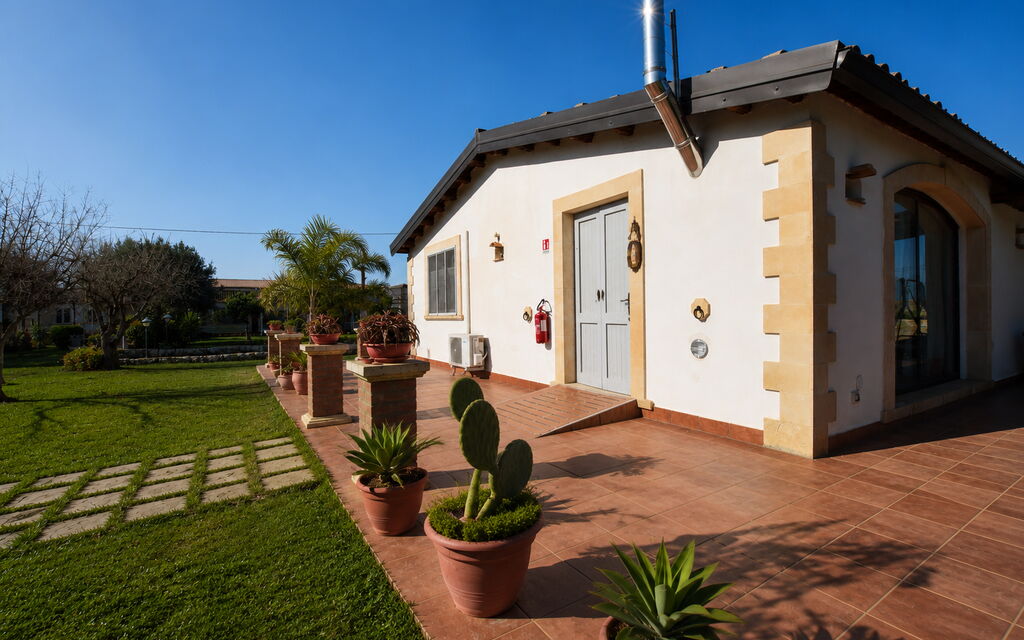 Villa Gertrude: Autunno, Estate, Esterni, Primavera