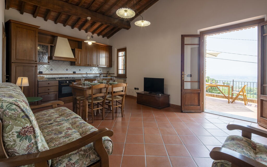 La Casina: Autunno, Cucina, Estate, Primavera, Sala da pranzo, Soggiorno