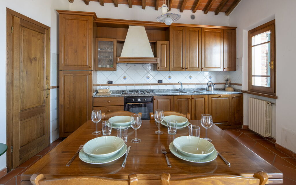 La Casina: Autunno, Cucina, Estate, Primavera, Sala da pranzo, Soggiorno