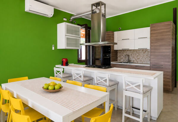 Villa Sara: Autumn, Kitchen, Living Room, Spring, Summer