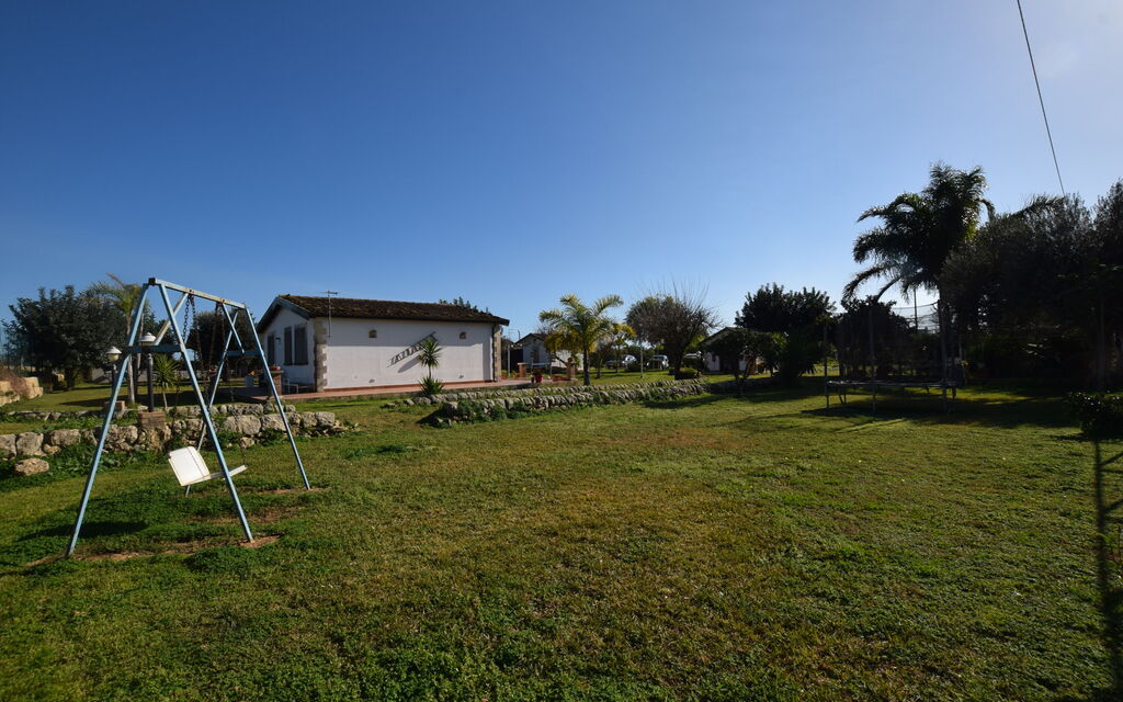 Casa Dafne: Autumn, Garden, Spring, Summer
