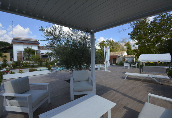 La Dimora di Diana: Autunno, Balcone / Terrazza / Patio, Estate, Giardino, Primavera