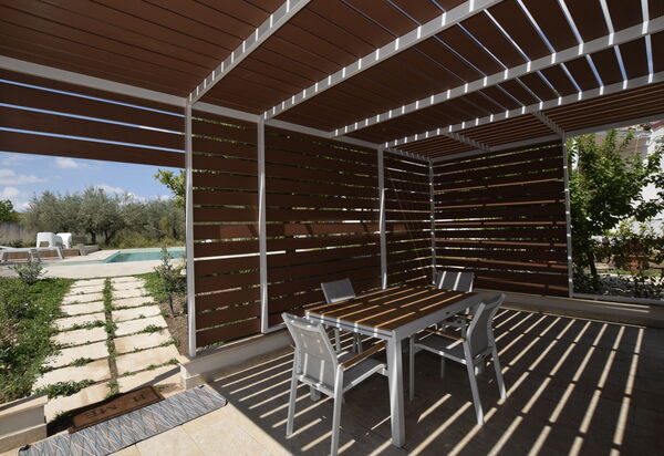 La Dimora di Diana: Autunno, Balcone / Terrazza / Patio, Estate, Giardino, Primavera