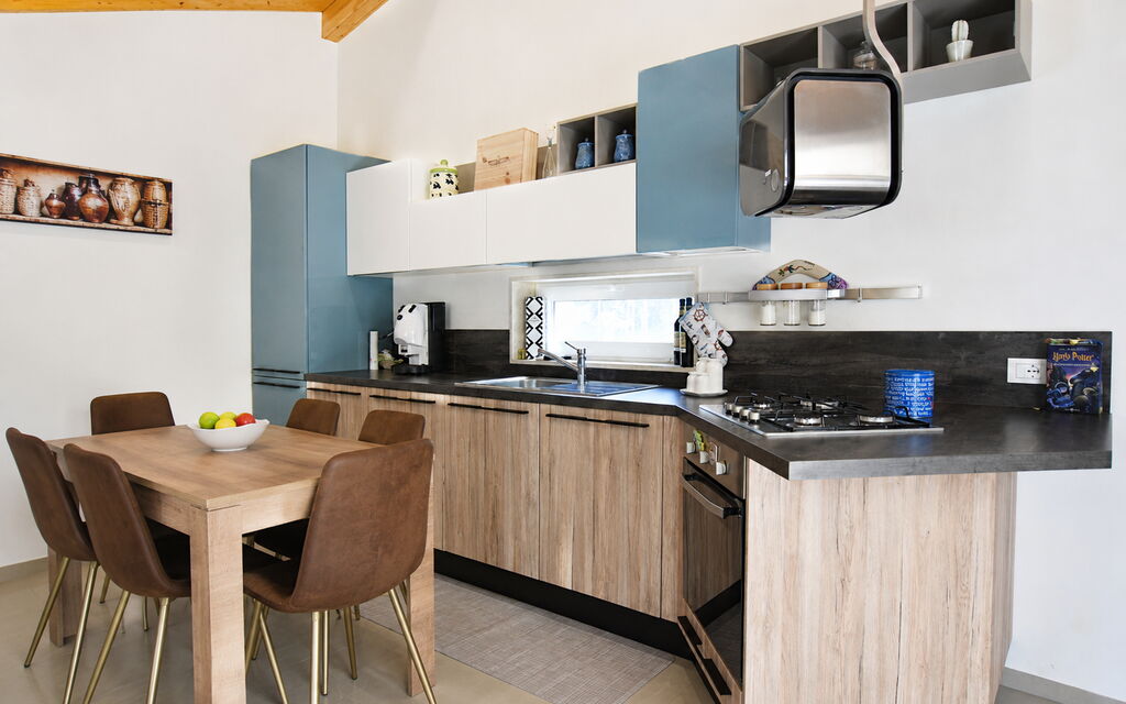 La Dimora di Diana: Autumn, Kitchen, Spring, Summer