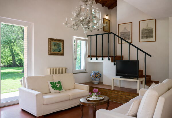 Casa Mancini, Holiday Villa, San Galgano: Autumn, Living Room, Spring, Summer