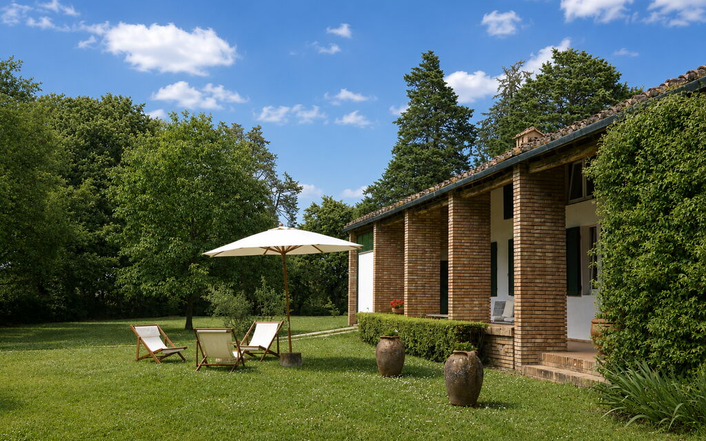 Casa Mancini, Holiday Villa, San Galgano: Autumn, Balcony / Terrace / Patio, Garden, Spring, Summer