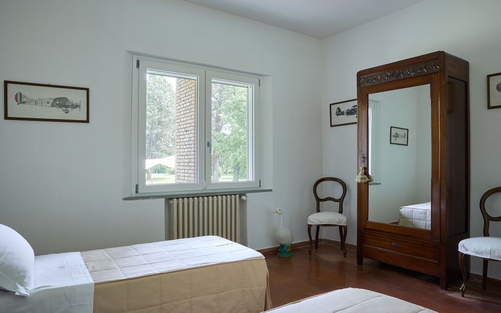 Casa Mancini, Holiday Villa, San Galgano: Autumn, Bedroom, Spring, Summer