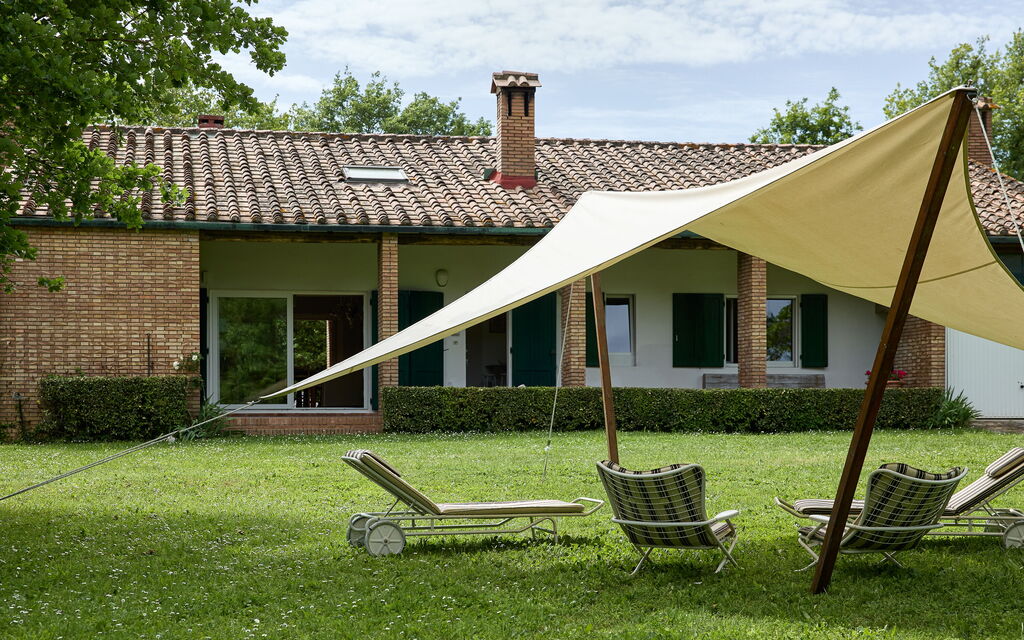 Casa Mancini, Holiday Villa, San Galgano: Autumn, Balcony / Terrace / Patio, Garden, Spring, Summer
